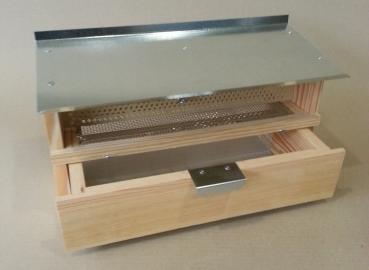 Pollenfänger für vor den Flugspalt aus Metall/Holz